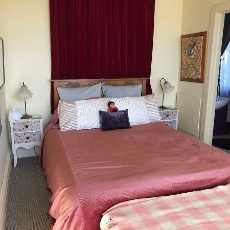 Laurel Bank House Hotel ควีนส์ทาวน์ ภายนอก รูปภาพ